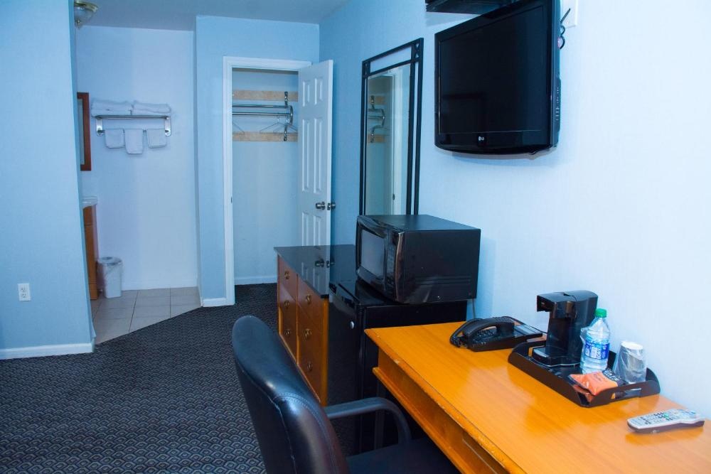 Room image 2